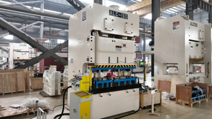Machine de fabrication de bo&icirc;tes de jonction &eacute;lectrique de vente chaude d'usine presse m&eacute;canique de presse de puissance de 160 tonnes